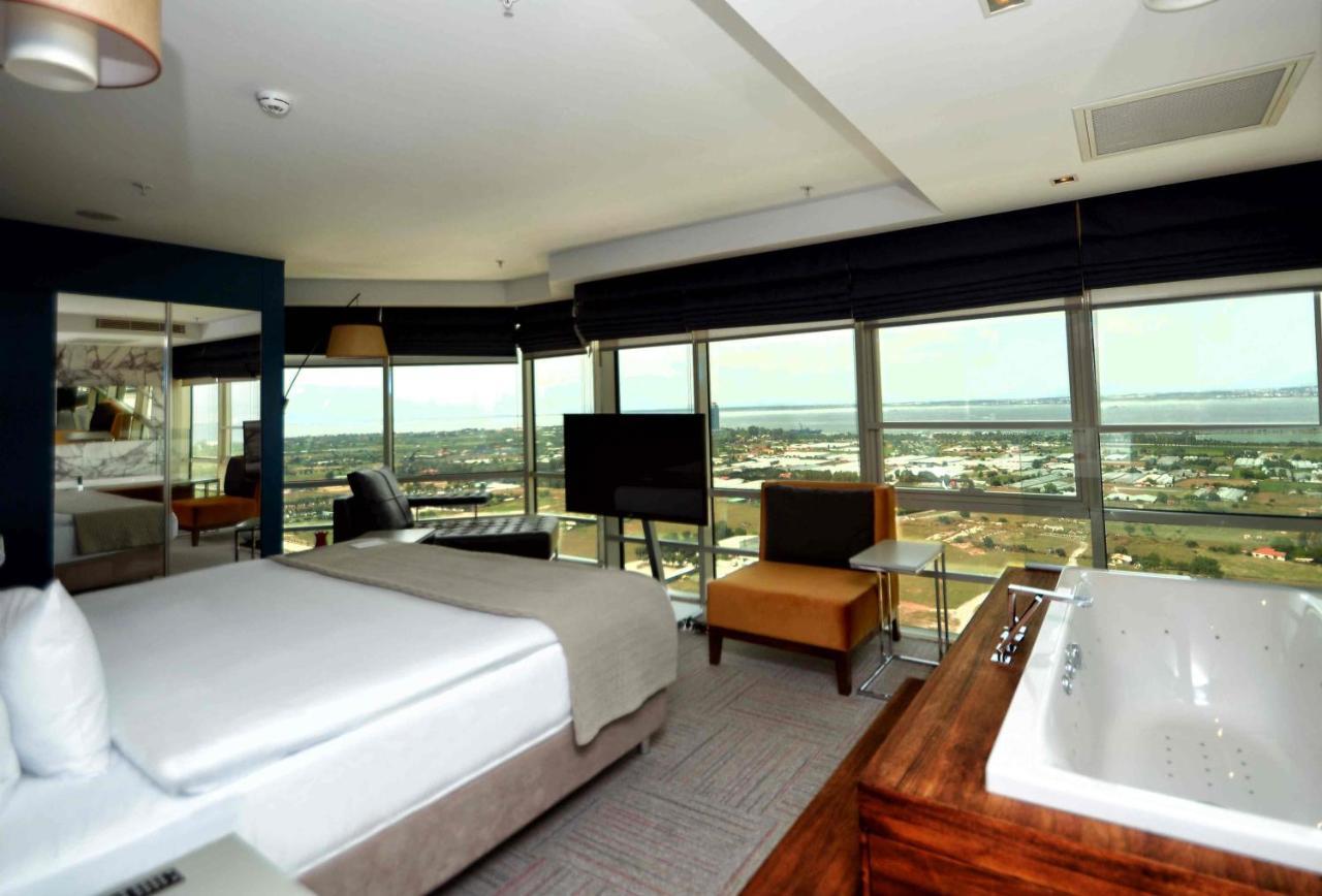 Ramada Encore By Wyndham İzmir Kamer foto