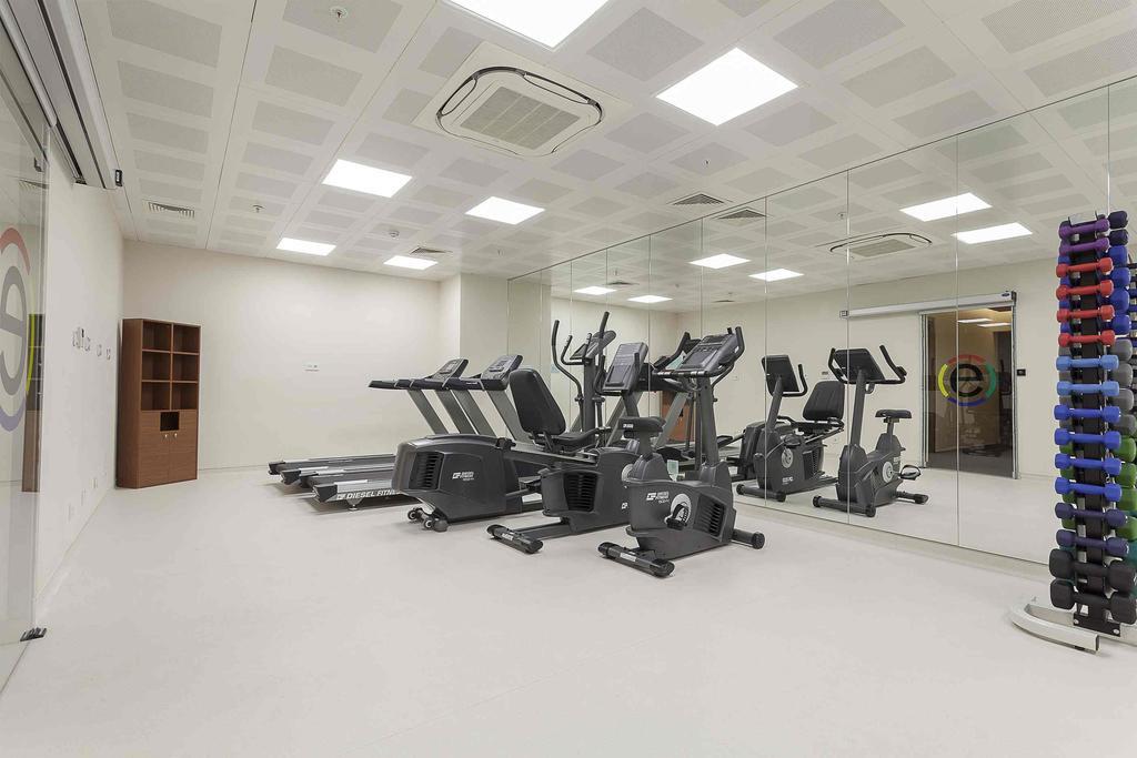 Ramada Encore By Wyndham İzmir Buitenkant foto