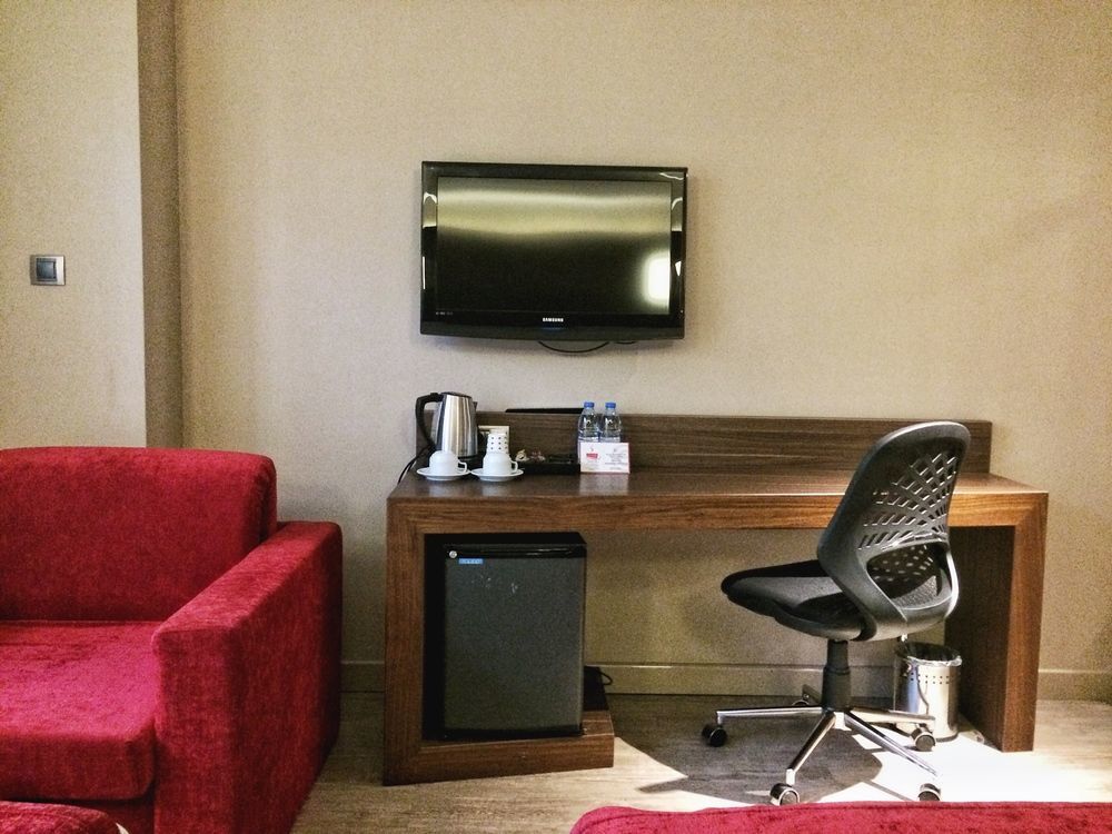 Ramada Encore By Wyndham İzmir Buitenkant foto